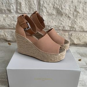 Marc Fisher Adalyne Wedges Size 7.5M